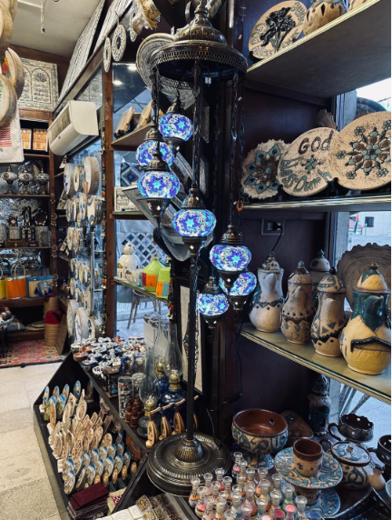 Zatari Gallery Image
